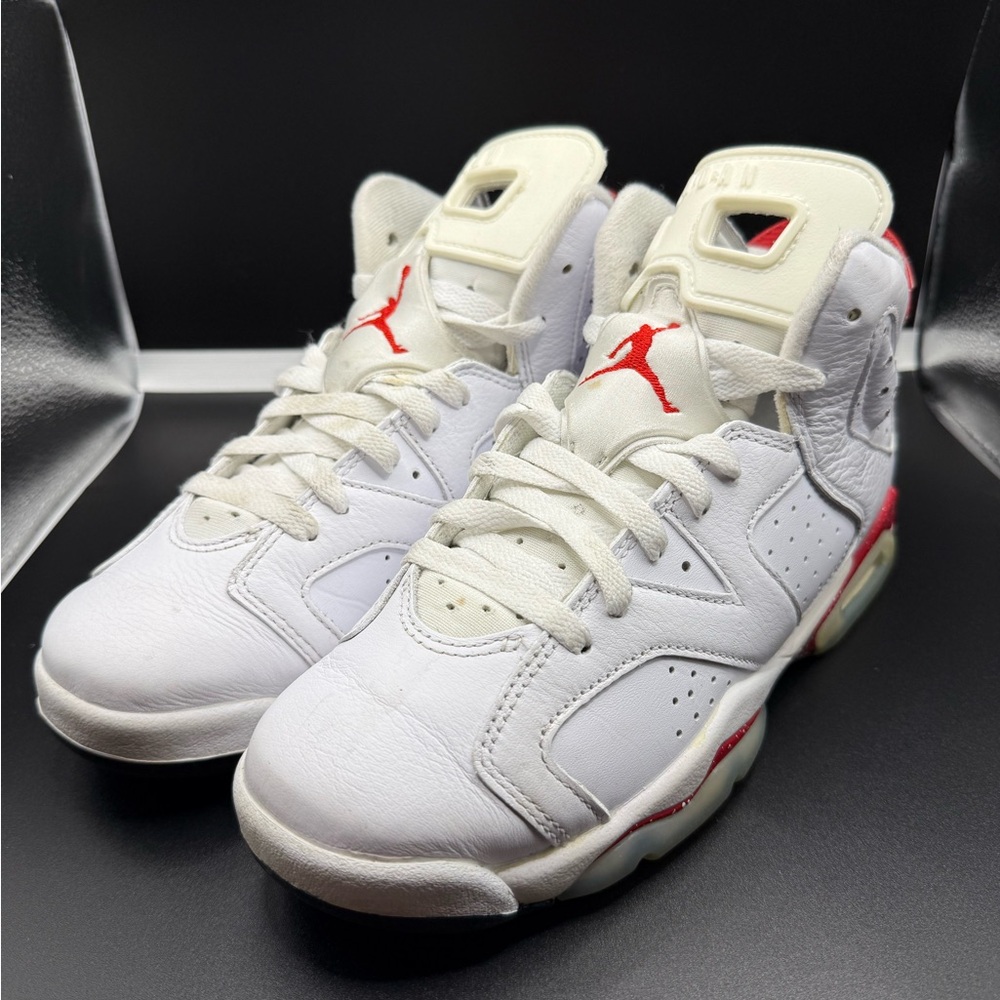 Size 6Y (GS) - Jordan 6 Retro Sample Mid Red Oreo White Leather (384665-162)